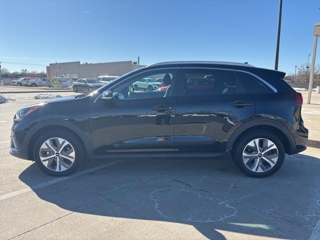 Used 2022 Kia Niro EX with VIN KNDCC3LG8N5134506 for sale in Wichita, KS