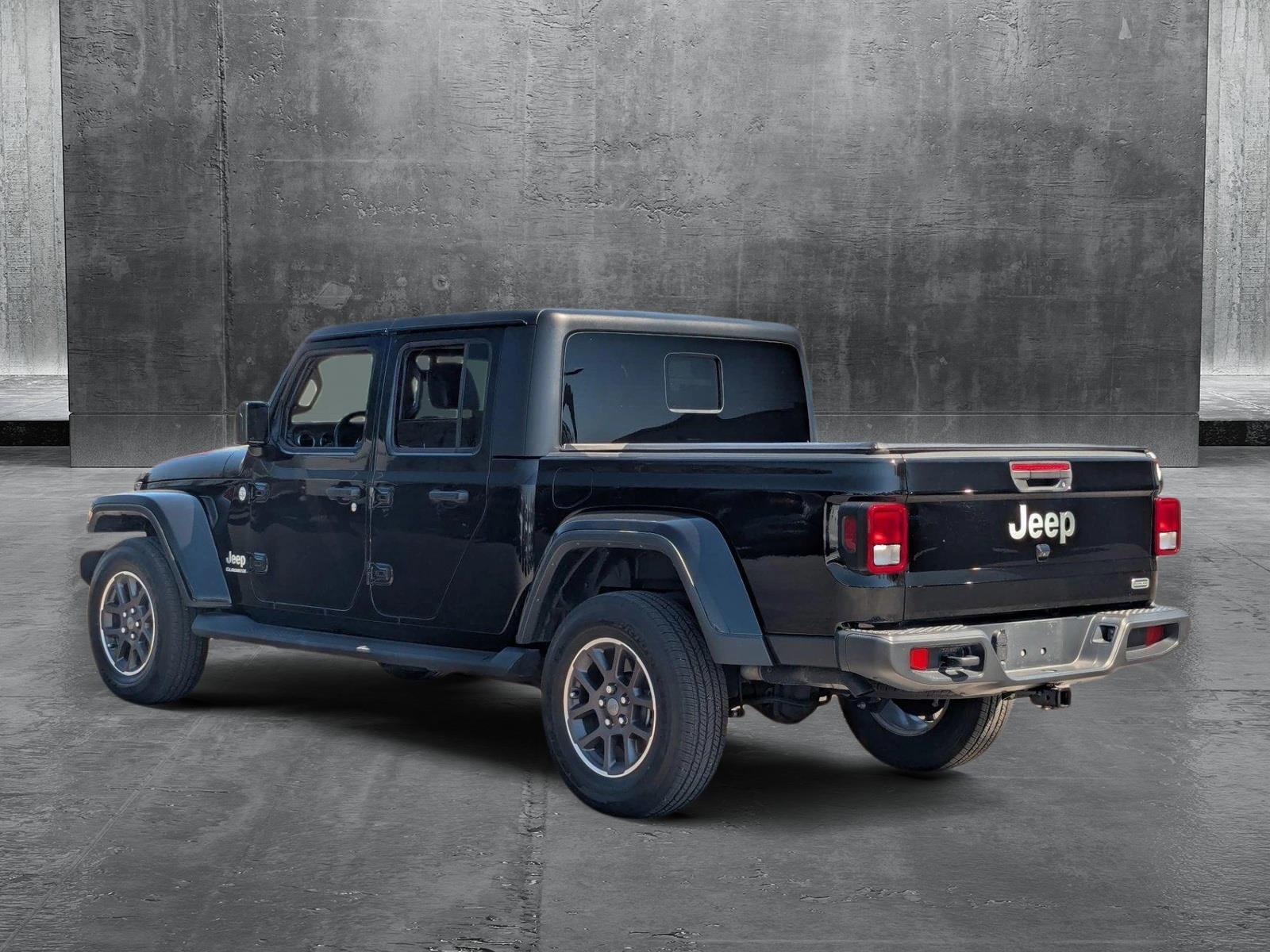 2022 Jeep Gladiator Vehicle Photo in St. Petersburg, FL 33713