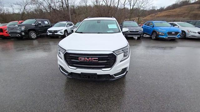 2022 GMC Terrain Vehicle Photo in Pleasant Hills, PA 15236