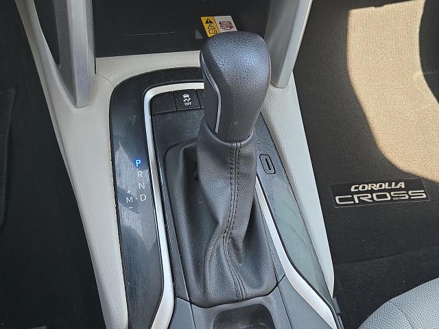 2023 Toyota Corolla Cross Vehicle Photo in CROSBY, TX 77532-9157