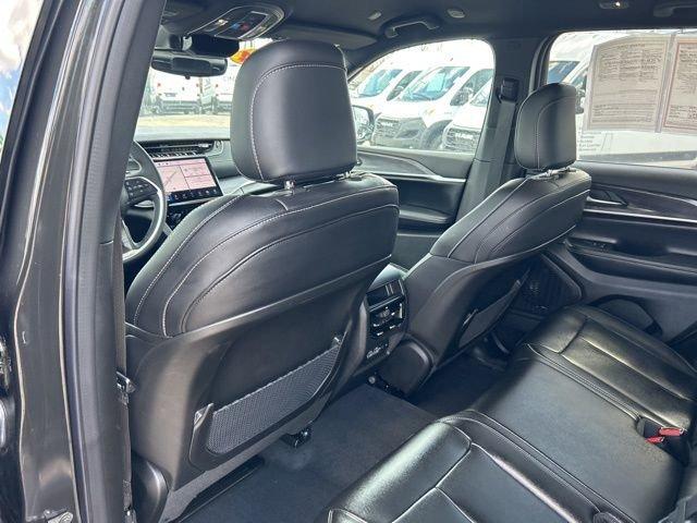 2024 Jeep Grand Cherokee Vehicle Photo in MEDINA, OH 44256-9631