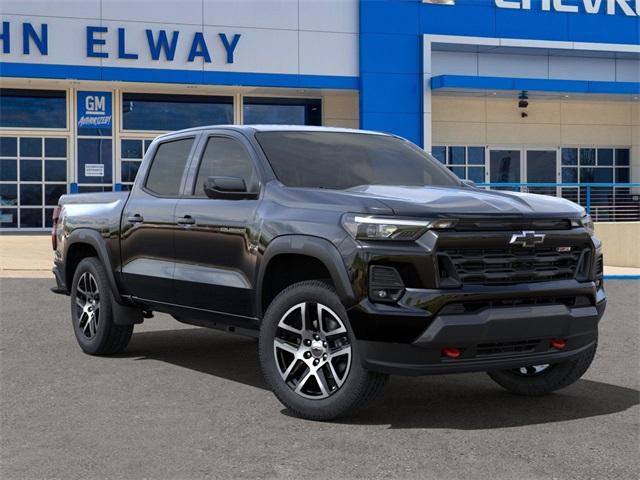 2024 Chevrolet Colorado Vehicle Photo in ENGLEWOOD, CO 80113-6708