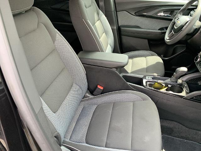 2022 Chevrolet Trailblazer Vehicle Photo in MOON TOWNSHIP, PA 15108-2571