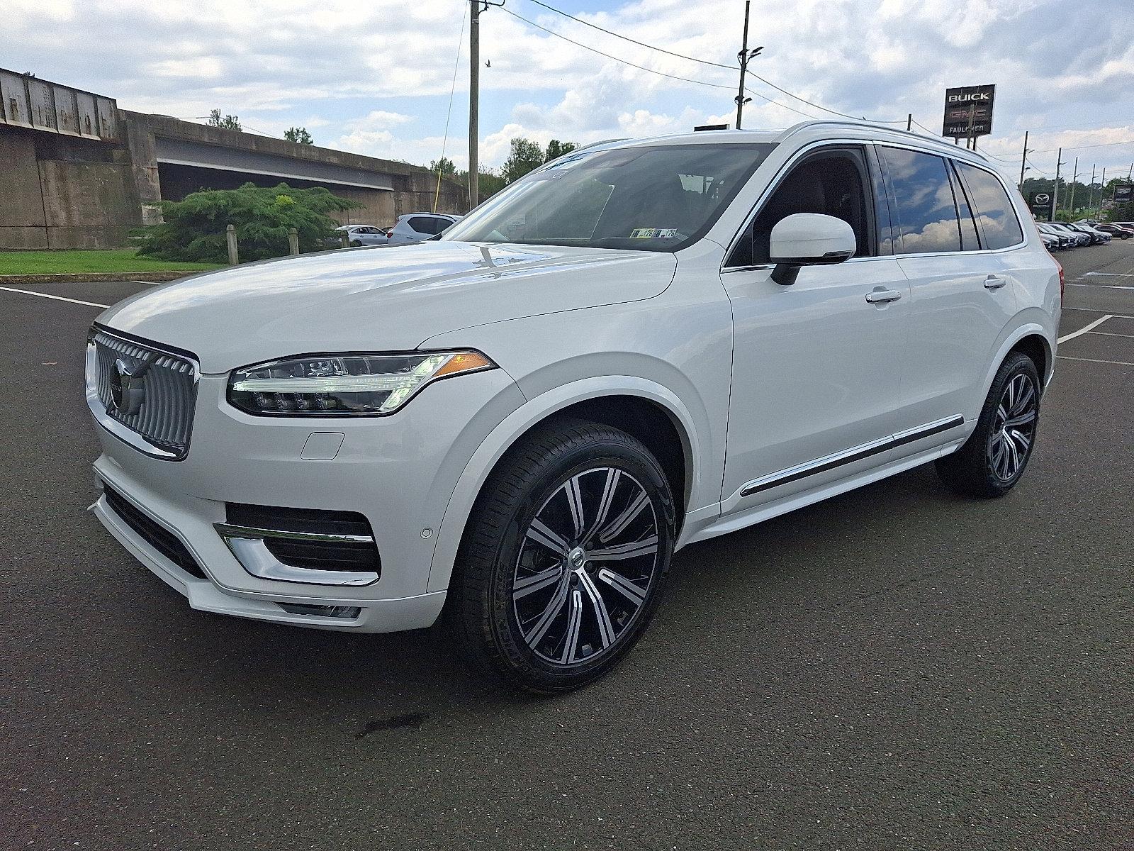 2022 Volvo XC90 Vehicle Photo in Trevose, PA 19053