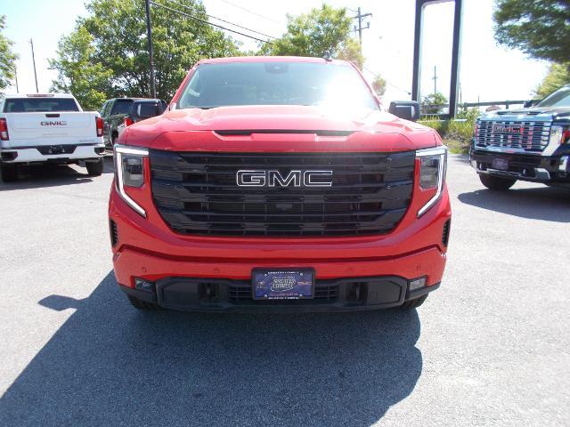 2025 GMC Sierra 1500 Vehicle Photo in LOWELL, MA 01852-4336