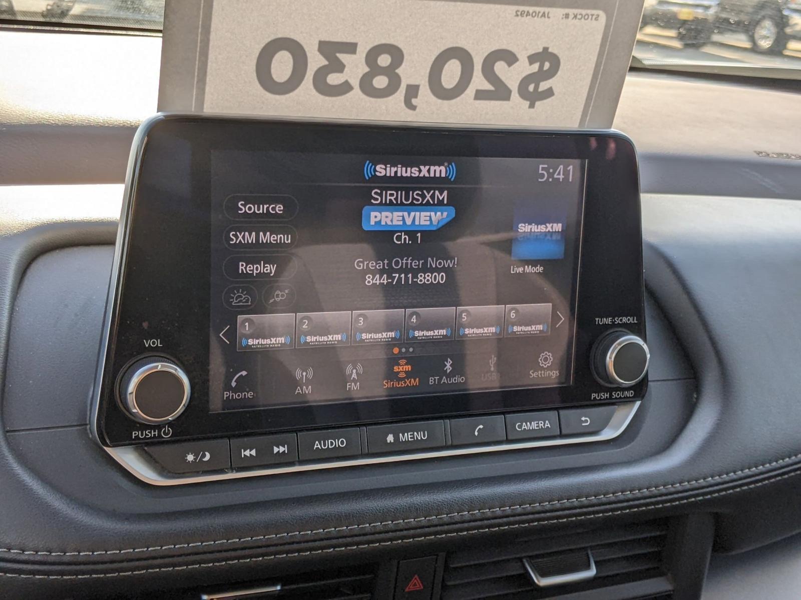 2023 Nissan Rogue Vehicle Photo in Seguin, TX 78155