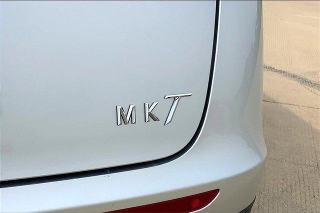 2019 Lincoln MKT Vehicle Photo in TOPEKA, KS 66609-0000