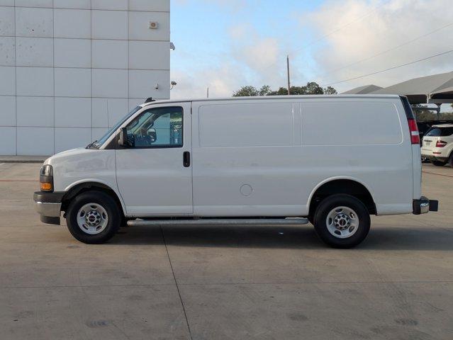 2023 GMC Savana Cargo Van Vehicle Photo in SELMA, TX 78154-1459
