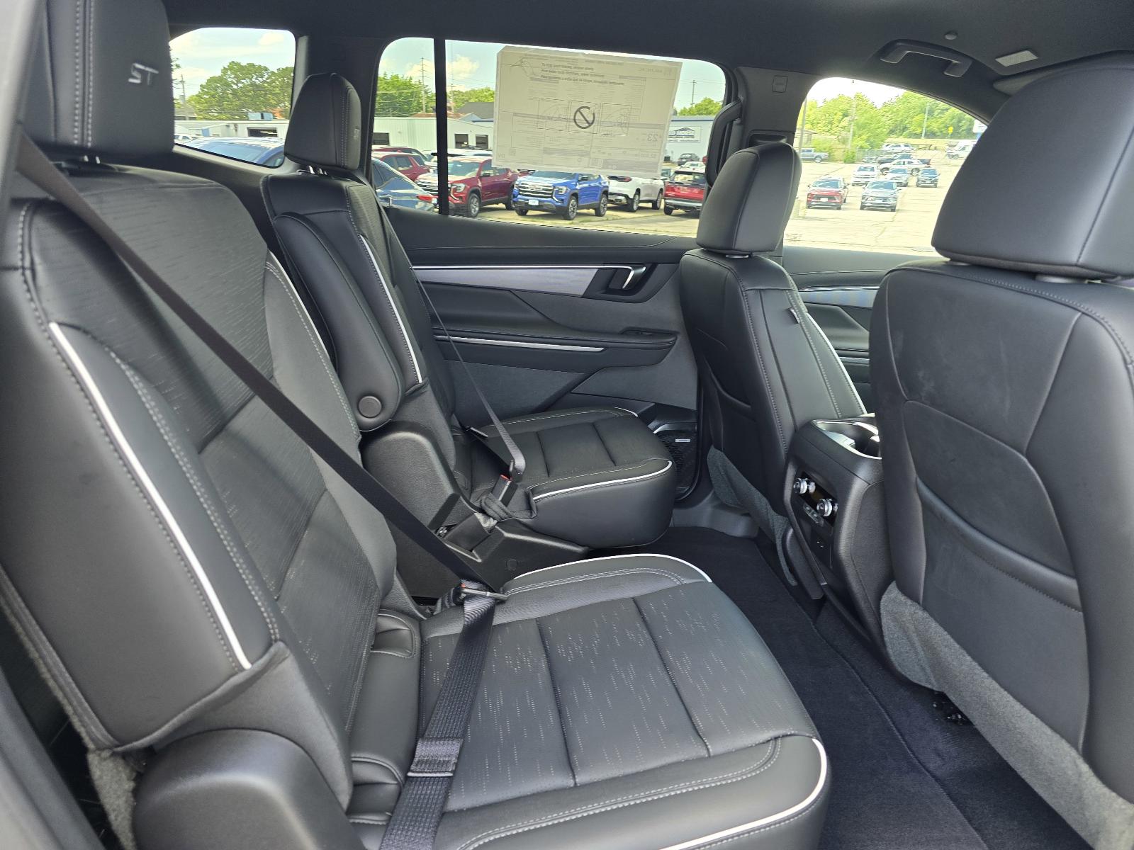 2025 Buick Enclave Vehicle Photo in Rolla, MO 65401