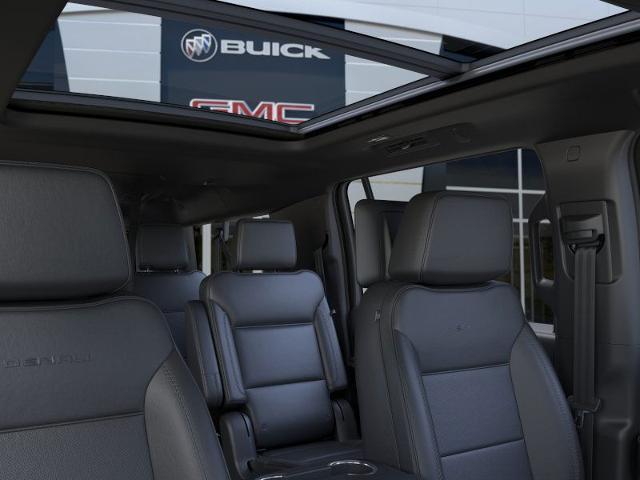 2025 GMC Yukon XL Vehicle Photo in APPLETON, WI 54914-8833