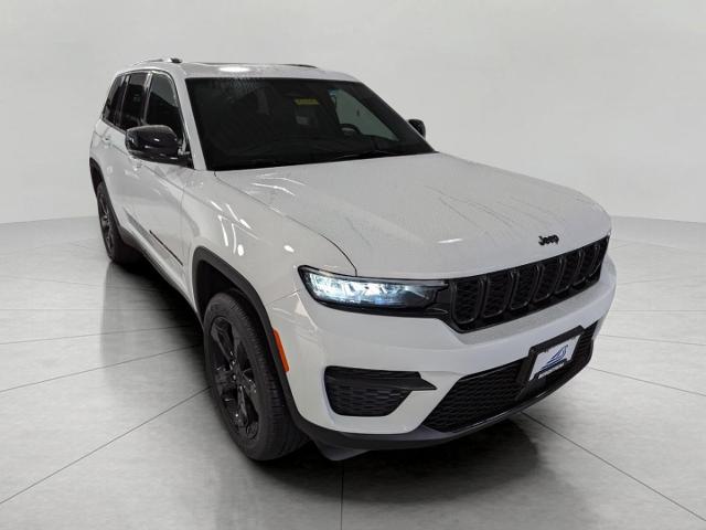 2025 Jeep Grand Cherokee Vehicle Photo in Neenah, WI 54956