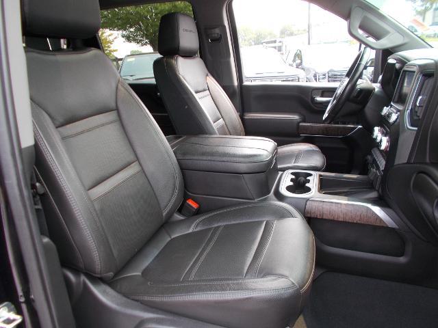 2023 GMC Sierra 2500 HD Vehicle Photo in LOWELL, MA 01852-4336