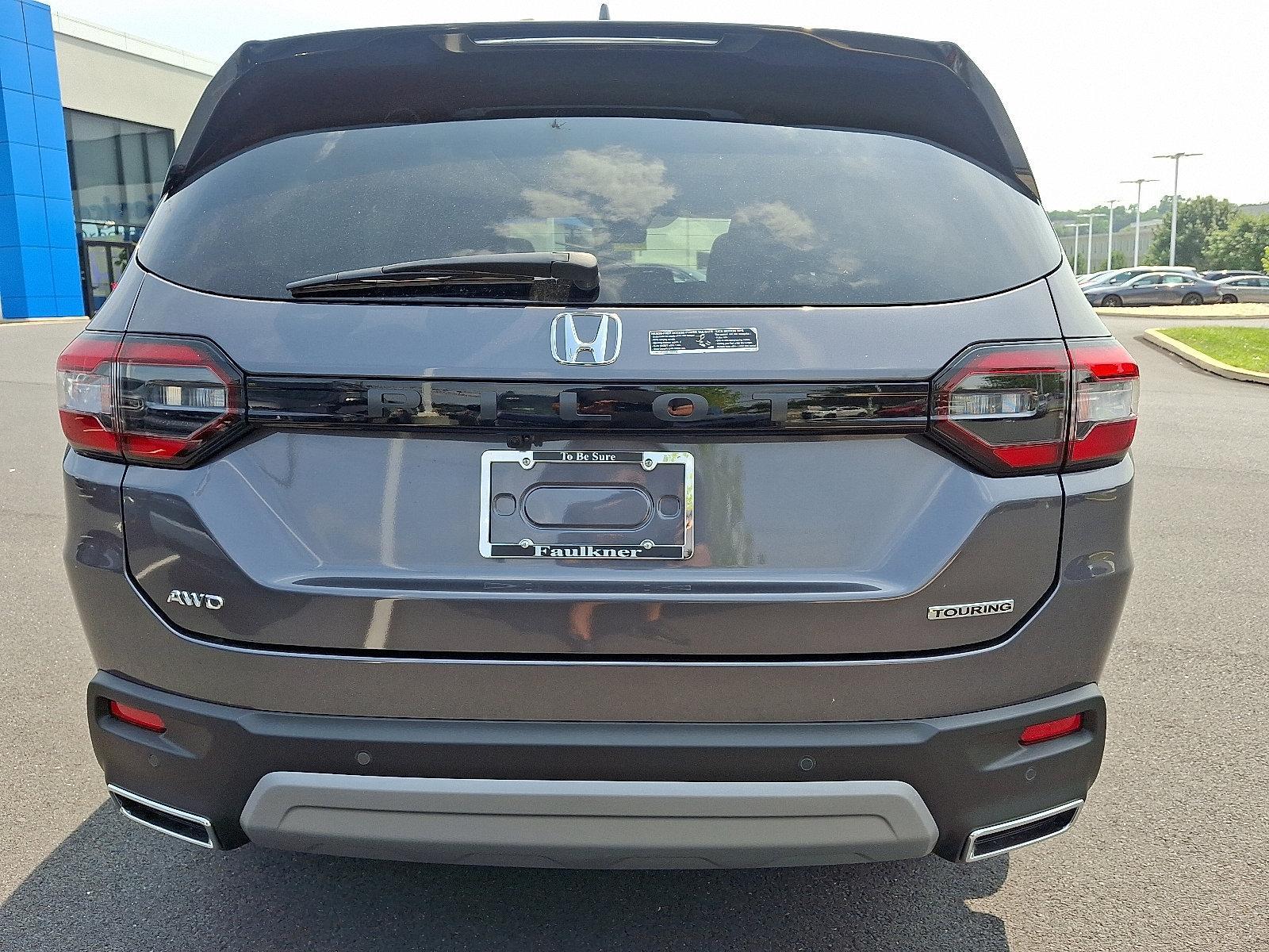 2025 Honda Pilot Vehicle Photo in Harrisburg, PA 17111