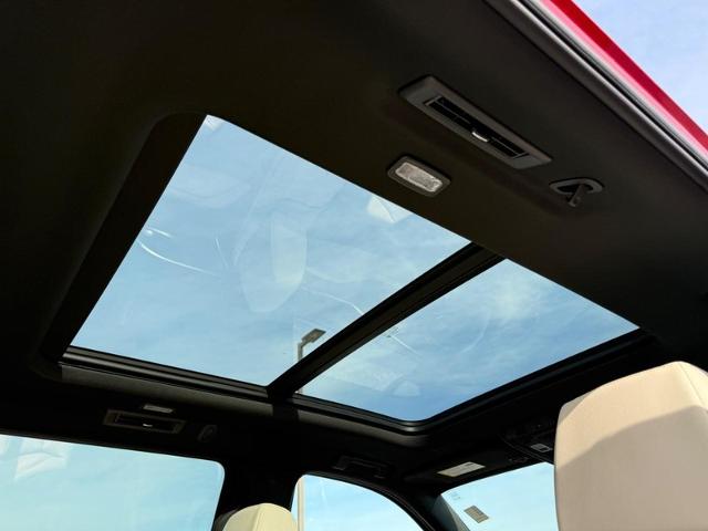 2023 Cadillac Escalade ESV Vehicle Photo in COLUMBIA, MO 65203-3903