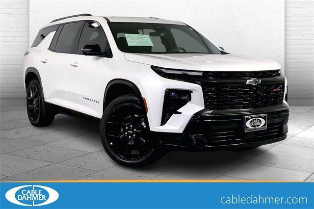 2024 Chevrolet Traverse Vehicle Photo in KANSAS CITY, MO 64114-4502