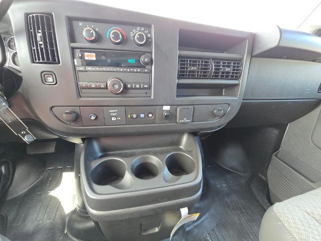 2025 Chevrolet Express Commercial Cutaway Vehicle Photo in INDEPENDENCE, MO 64055-1314
