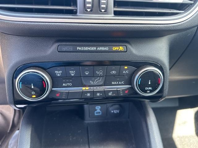 2022 Ford Escape Vehicle Photo in Webster, MA 01570-1415