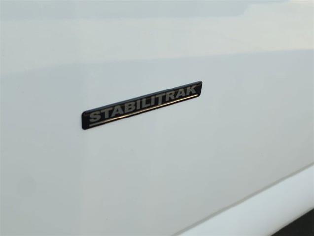 2024 GMC Savana Cutaway 3500 Vehicle Photo in PASADENA, CA 91107-3803
