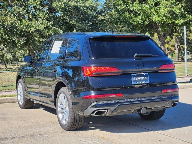 2025 Audi Q7 Vehicle Photo in HOUSTON, TX 77090