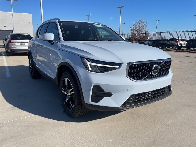 2025 Volvo XC40 Vehicle Photo in Grapevine, TX 76051