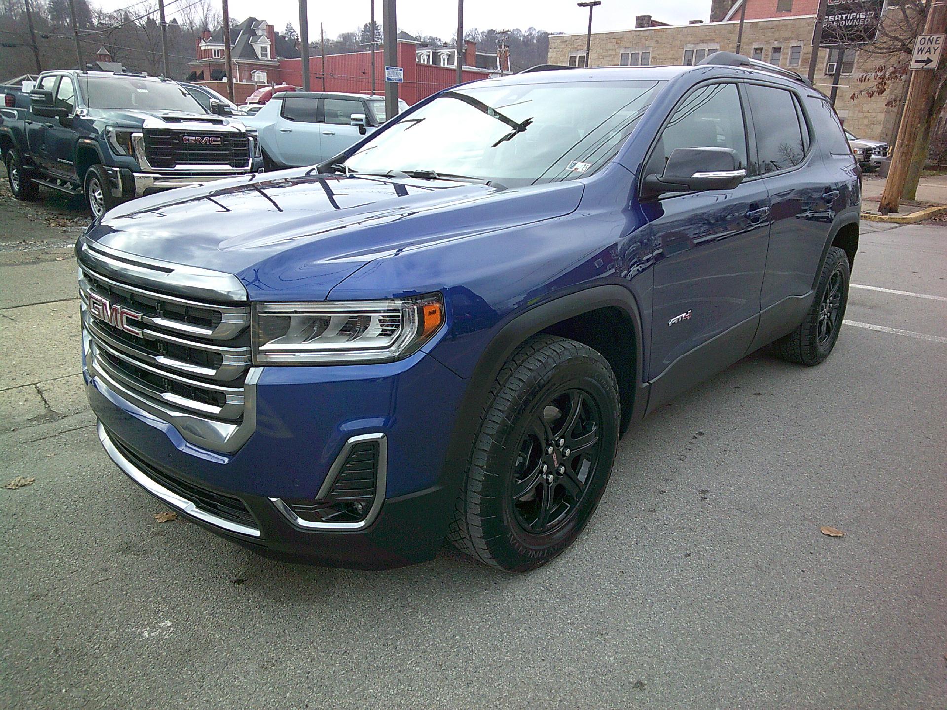 2023 GMC Acadia Vehicle Photo in KITTANNING, PA 16201-1536