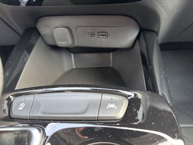 2025 Chevrolet Trax Vehicle Photo in SAUK CITY, WI 53583-1301