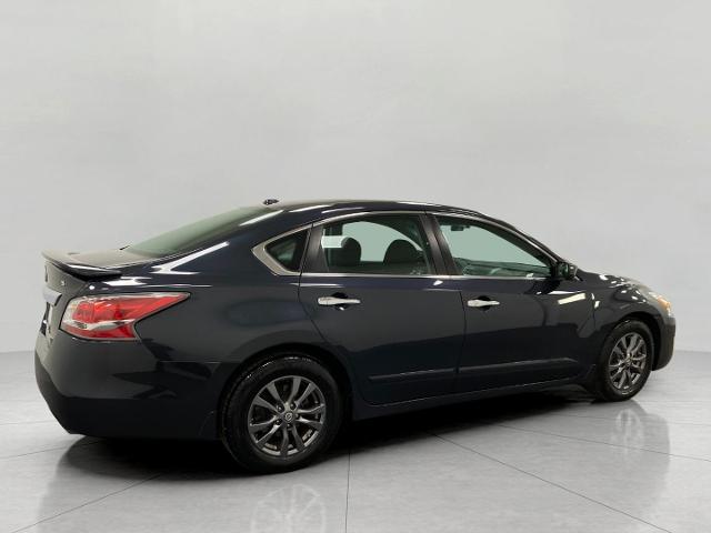 2015 Nissan Altima Vehicle Photo in Appleton, WI 54913