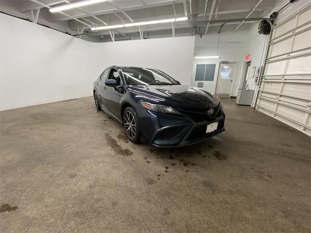 2021 Toyota Camry Vehicle Photo in PORTLAND, OR 97225-3518