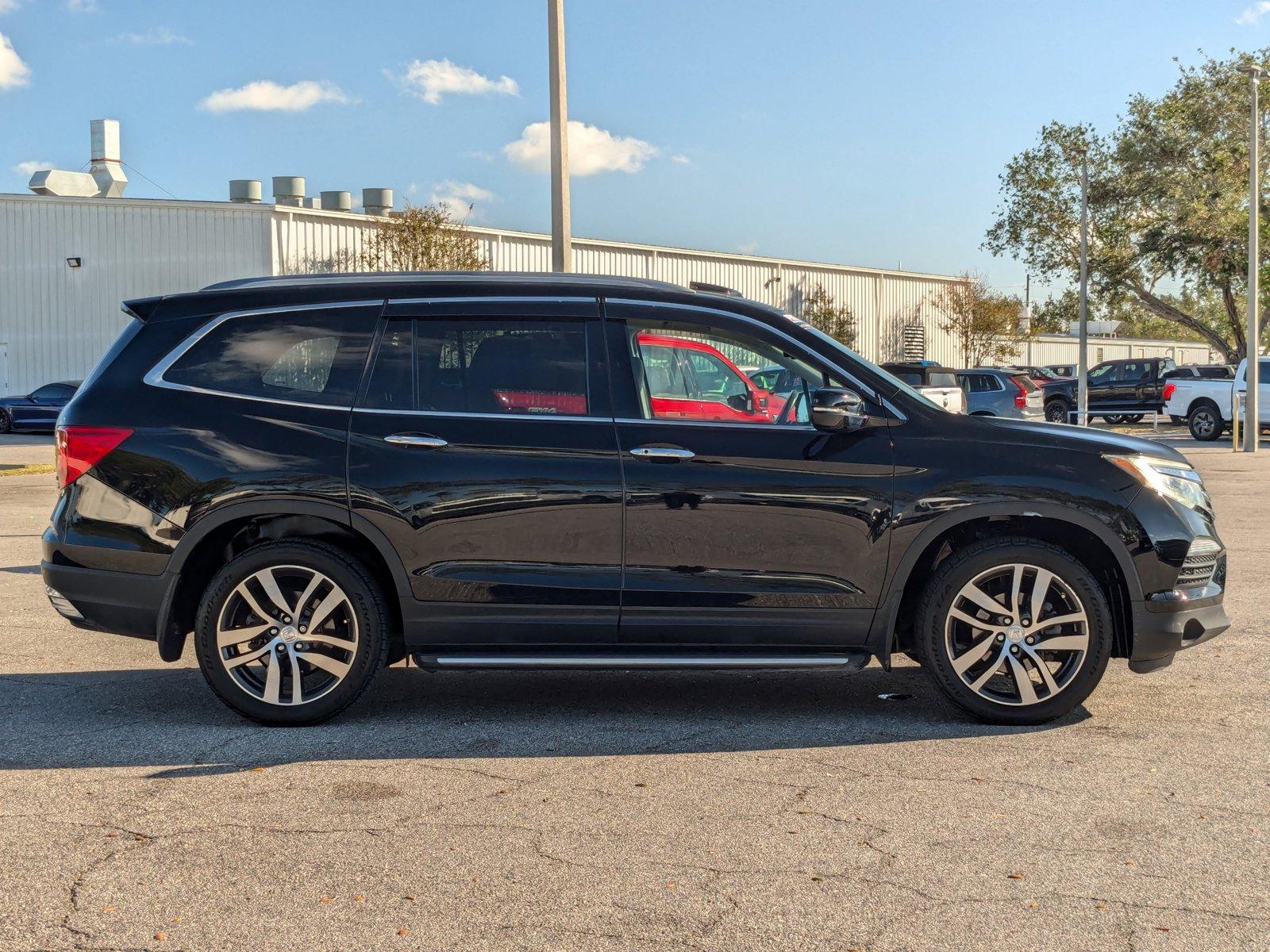 2017 Honda Pilot Vehicle Photo in St. Petersburg, FL 33713