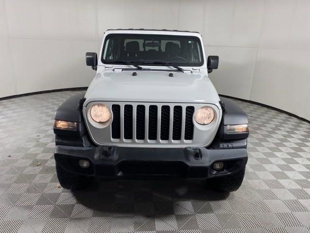 2020 Jeep GLAD Vehicle Photo in MEDINA, OH 44256-9001