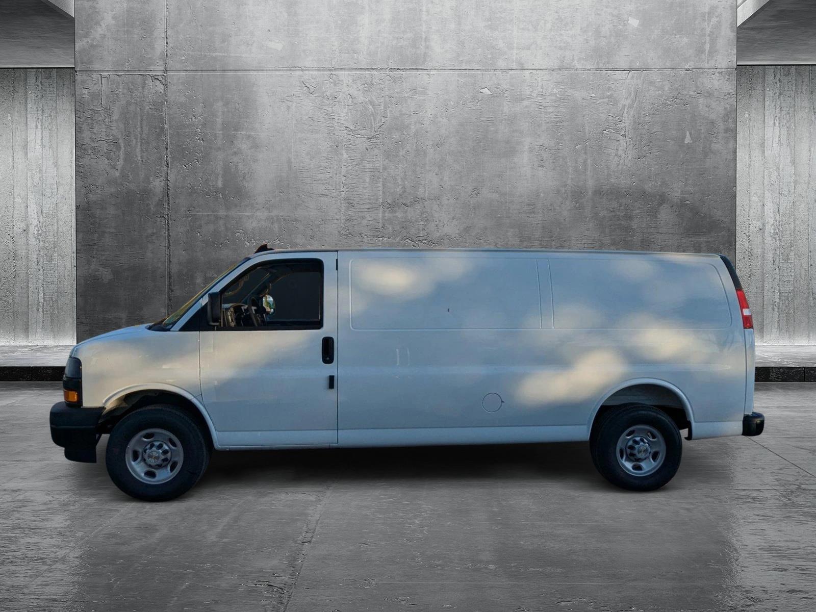 2025 Chevrolet Express Cargo 2500 Vehicle Photo in MIAMI, FL 33134-2699