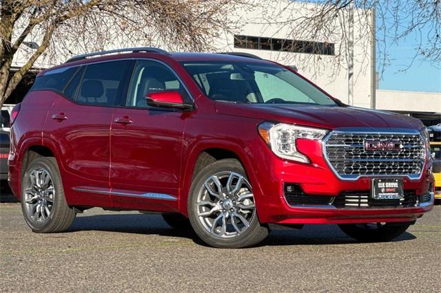 2024 GMC Terrain Vehicle Photo in ELK GROVE, CA 95757-8703