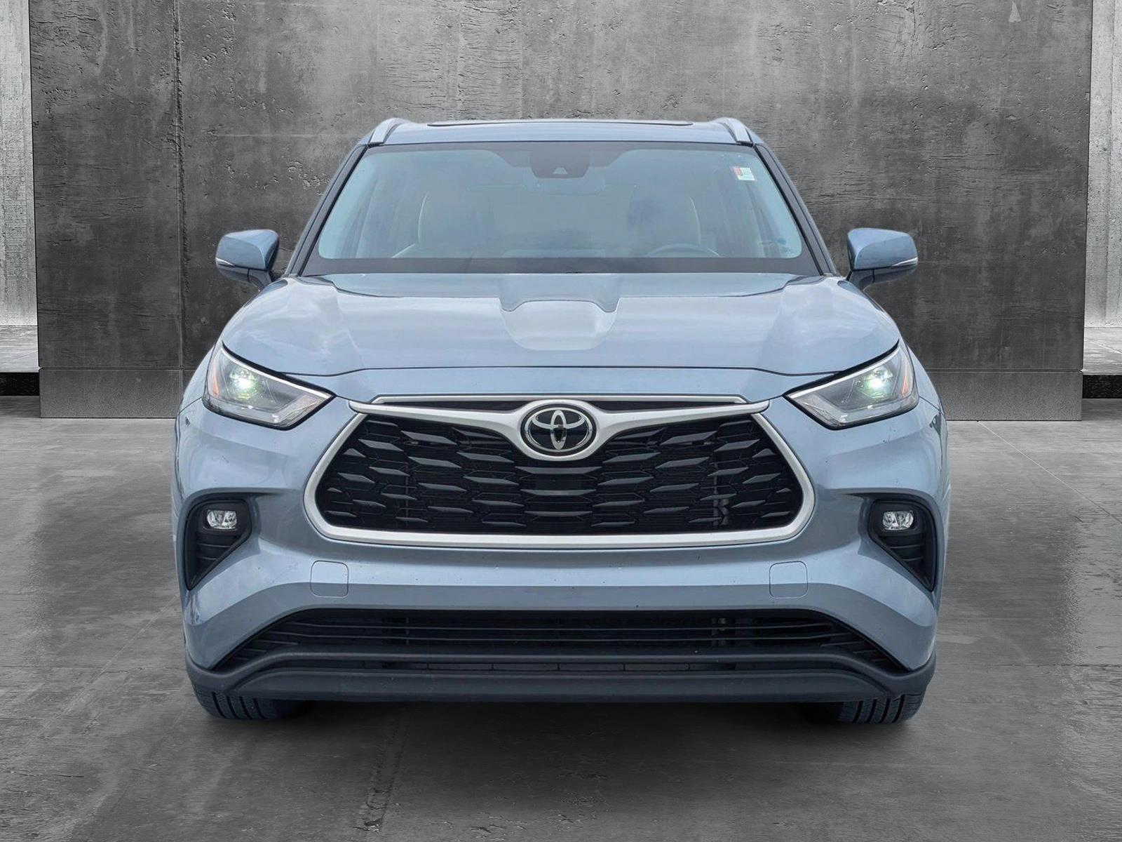 2022 Toyota Highlander Vehicle Photo in Ft. Myers, FL 33907