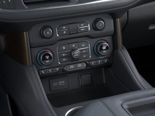 2024 Chevrolet Tahoe Vehicle Photo in PHOENIX, AZ 85014-3381