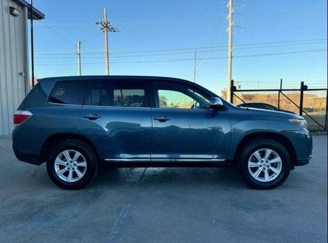 2012 Toyota Highlander Vehicle Photo in Tulsa, OK 74129