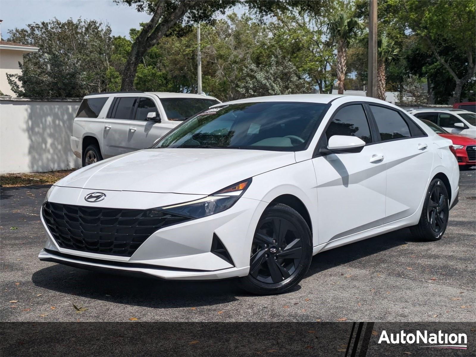 2022 Hyundai Elantra Hybrid Vehicle Photo in GREENACRES, FL 33463-3207