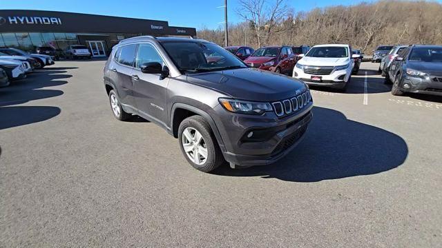 2022 Jeep Compass Vehicle Photo in Pleasant Hills, PA 15236