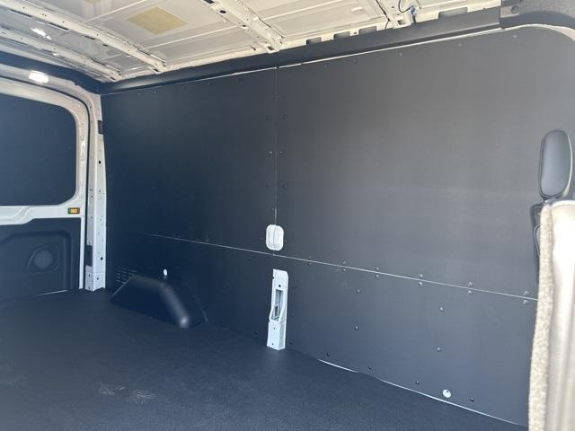 2025 Ford Transit Cargo Van Vehicle Photo in Webster, MA 01570-1415