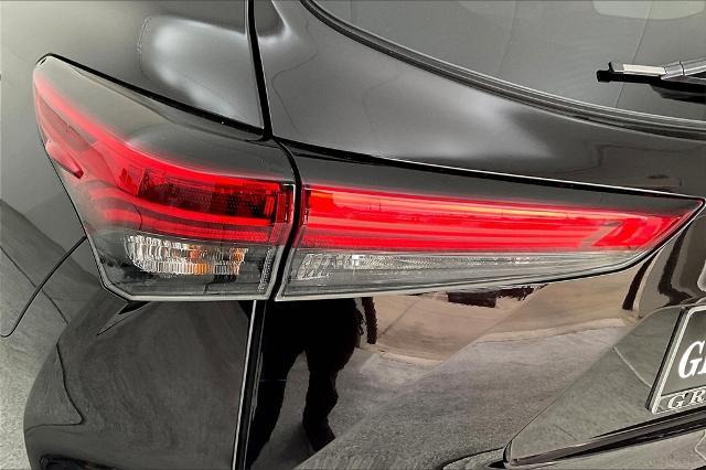 2022 Toyota Highlander Vehicle Photo in Grapevine, TX 76051