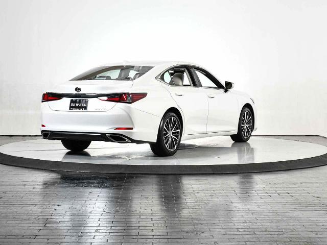 2024 Lexus ES 350 Vehicle Photo in DALLAS, TX 75235