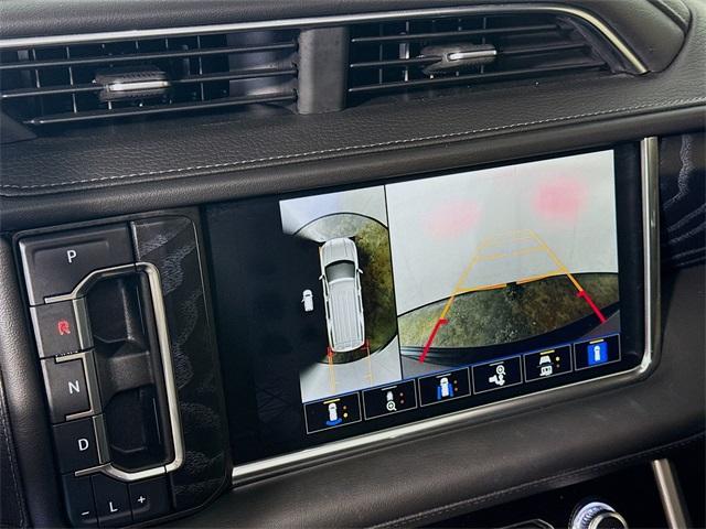 2022 GMC Yukon Vehicle Photo in Everett, WA 98204