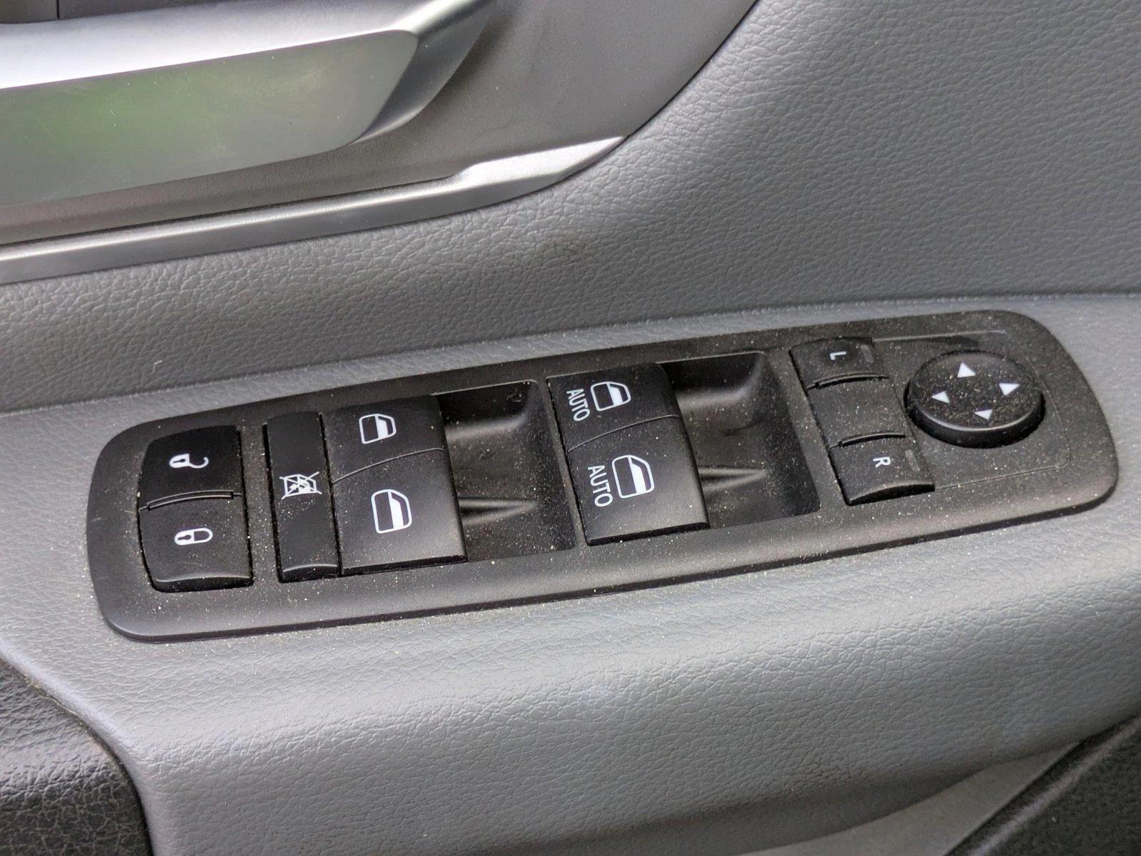2021 Ram 1500 Vehicle Photo in CLEARWATER, FL 33764-7163