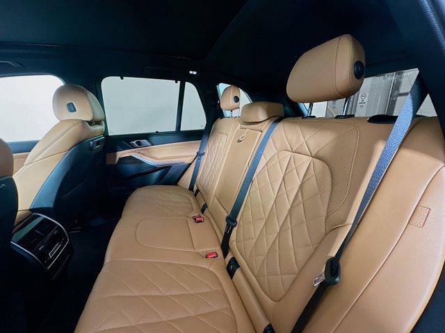 2023 BMW X5 xDrive40i Vehicle Photo in Doylsetown, PA 18901