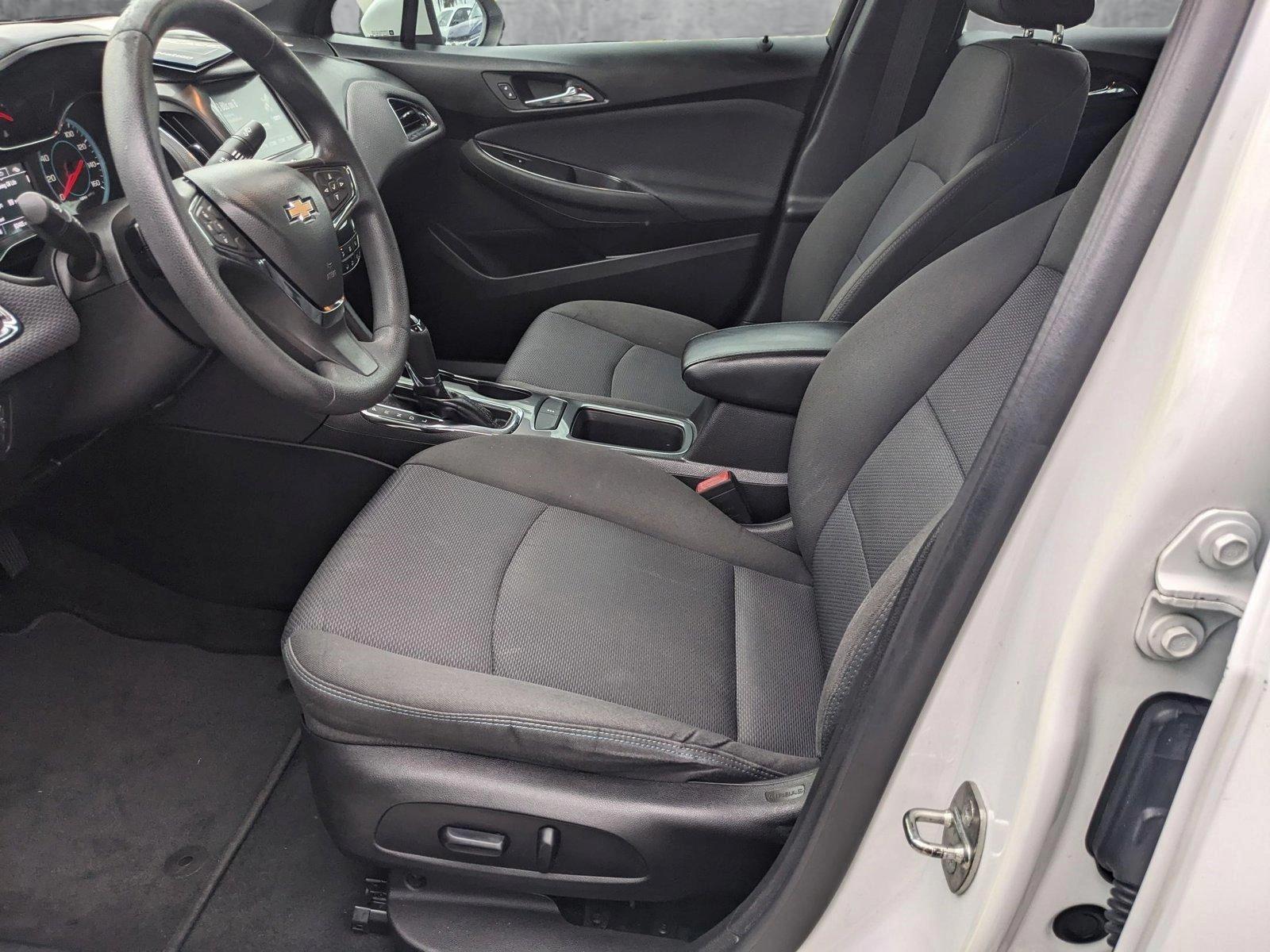 2018 Chevrolet Cruze Vehicle Photo in MIAMI, FL 33172-3015