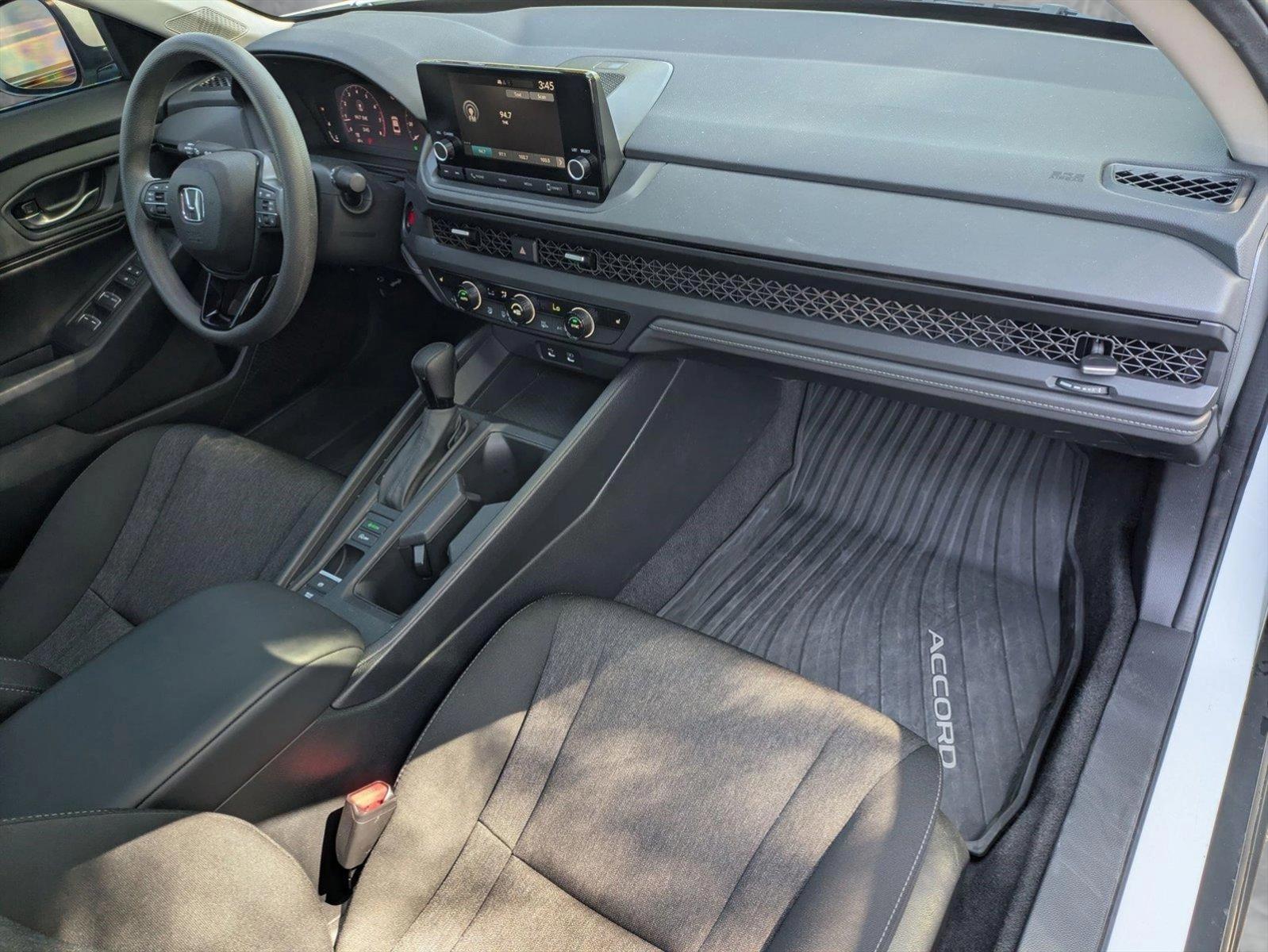 2024 Honda Accord Sedan Vehicle Photo in Valencia, CA 91355-1794