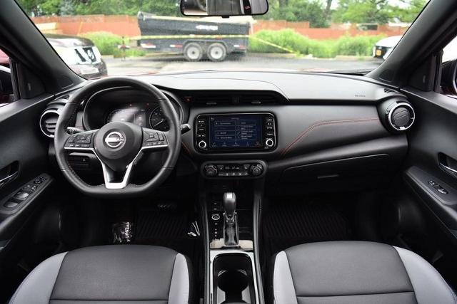 2024 Nissan Kicks Vehicle Photo in Ballwin, MO 63011