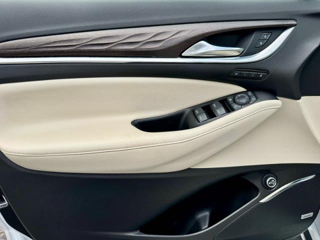 2024 Buick Enclave Vehicle Photo in DALLAS, TX 75209-3016