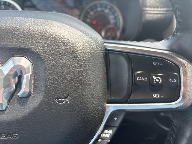 2019 Ram 1500 Vehicle Photo in Peoria, IL 61615