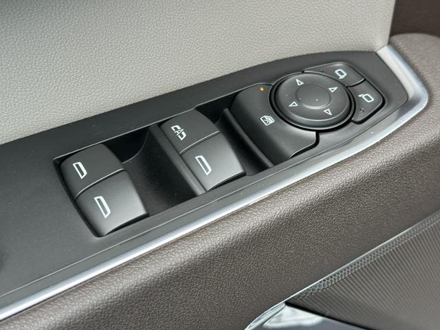 2025 Chevrolet Silverado 1500 Vehicle Photo in COLUMBIA, MO 65203-3903