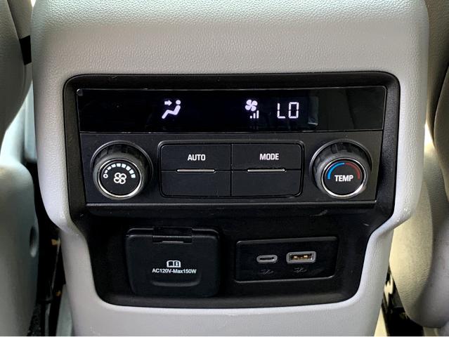 2023 GMC Acadia Vehicle Photo in BEAUFORT, SC 29906-4218